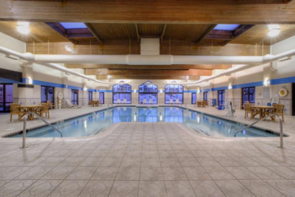 Holiday Inn Express & Suites - Southgate - Detroit Area, An Ihg Hotel Bagian luar foto