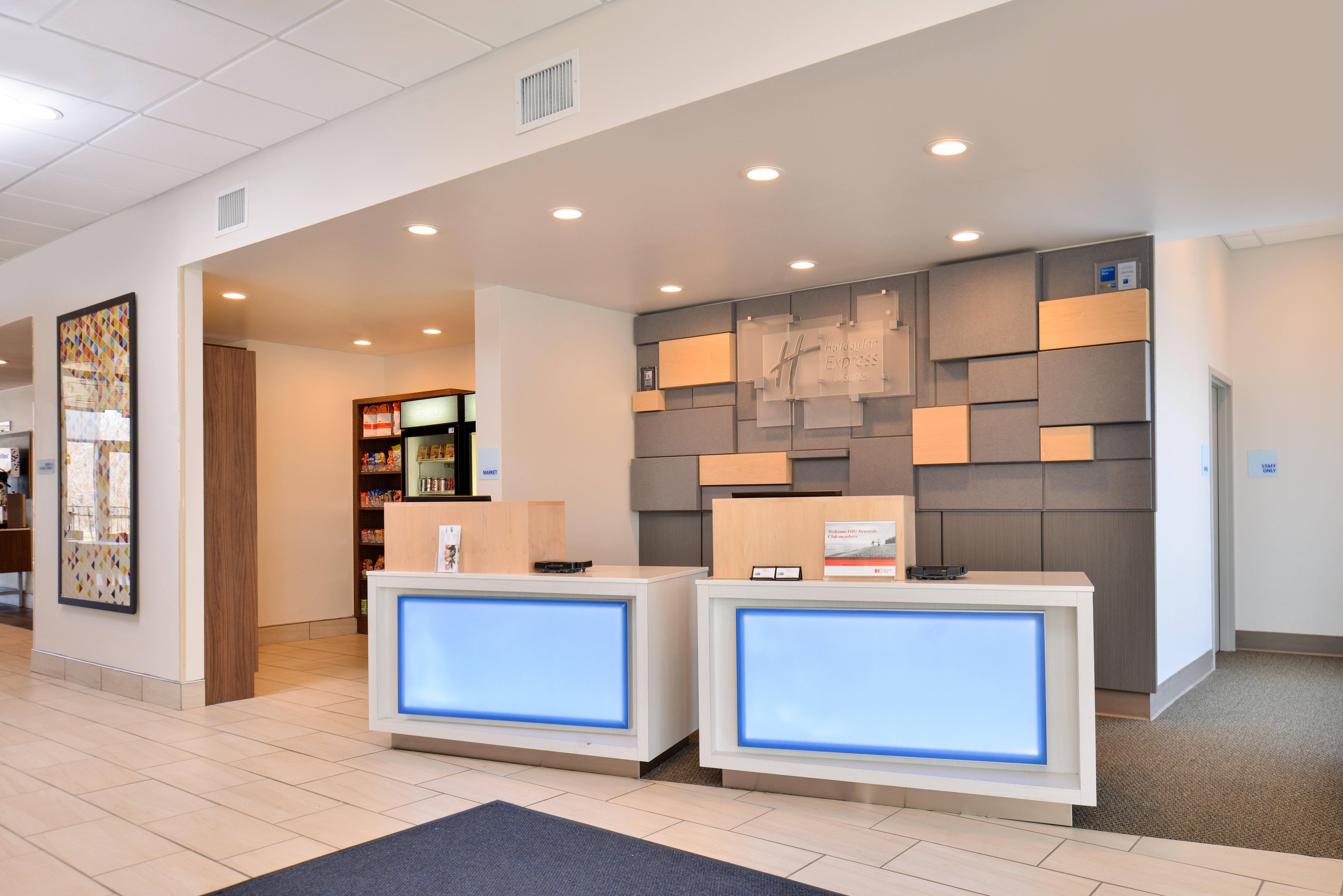 Holiday Inn Express & Suites - Southgate - Detroit Area, An Ihg Hotel Bagian luar foto